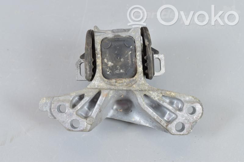 Citroen C5 Engine mounting bracket 
