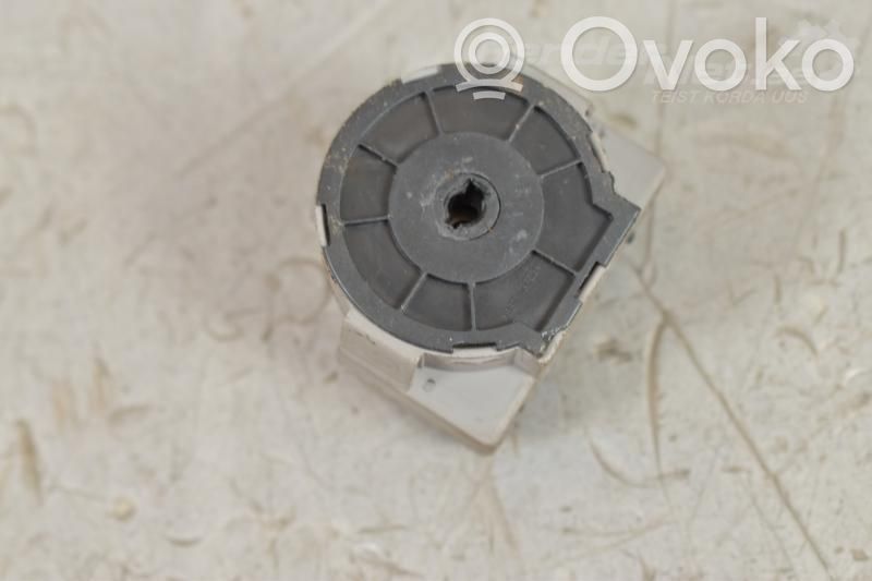 Ford Mondeo Mk III Ignition lock contact 