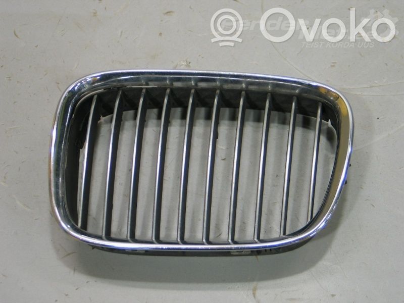 BMW 5 E39 Front grill 