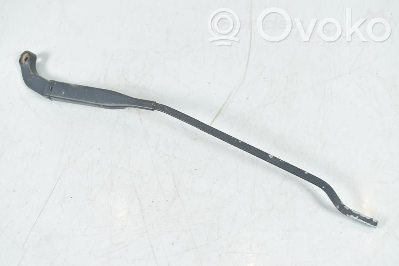 Audi 80 90 S2 B4 Front wiper blade arm 