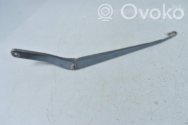 BMW X5 E53 Front wiper blade arm 