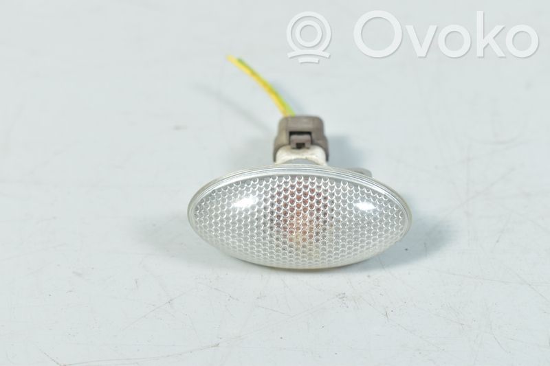 Peugeot 206 Front indicator light 