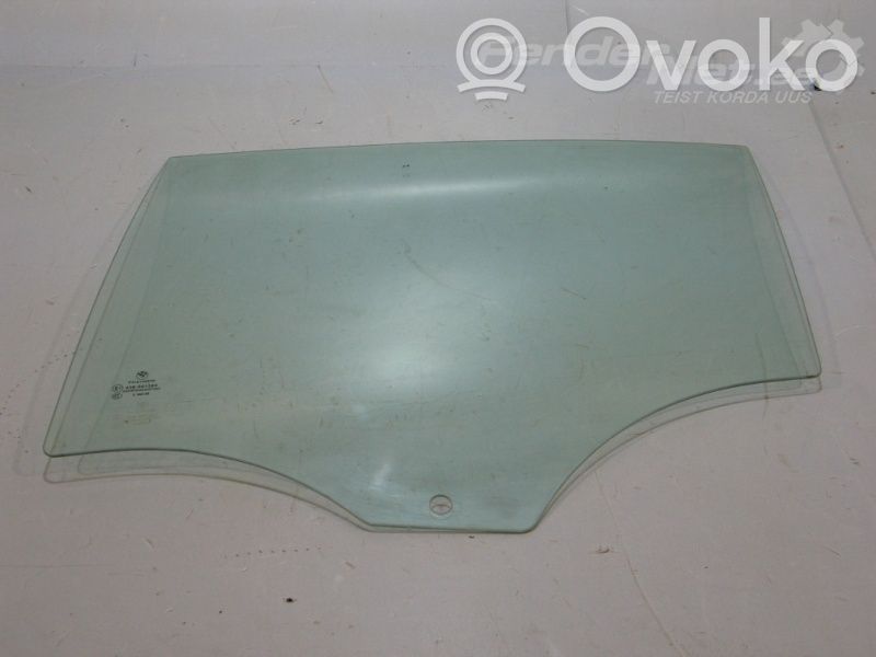BMW 1 E82 E88 Rear door window glass 