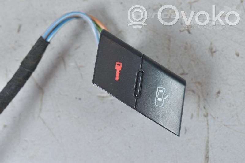 Audi A6 S6 C5 4B Central locking switch button 