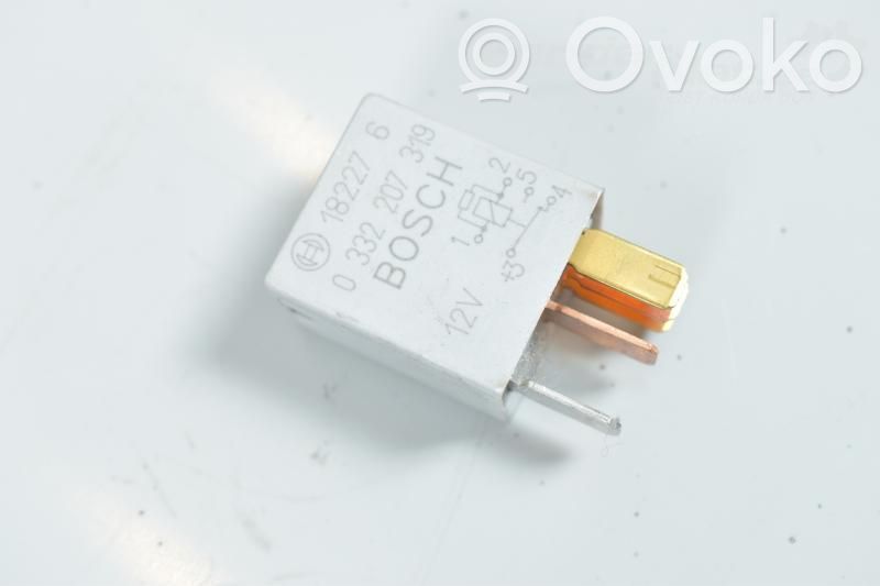 Otros relés   0332207319,90414477