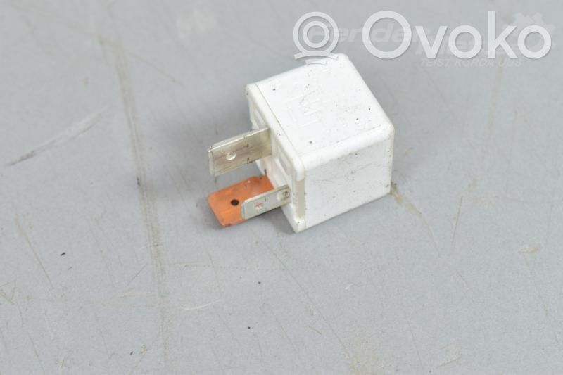 Saab 9-3 Ver1 Muu rele 