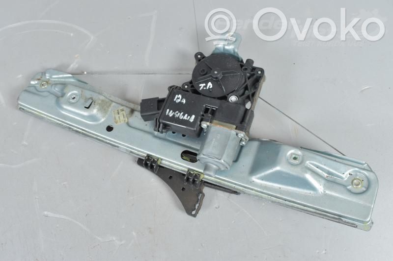 Opel Insignia A Elektryczny podnośnik szyby drzwi tylnych 