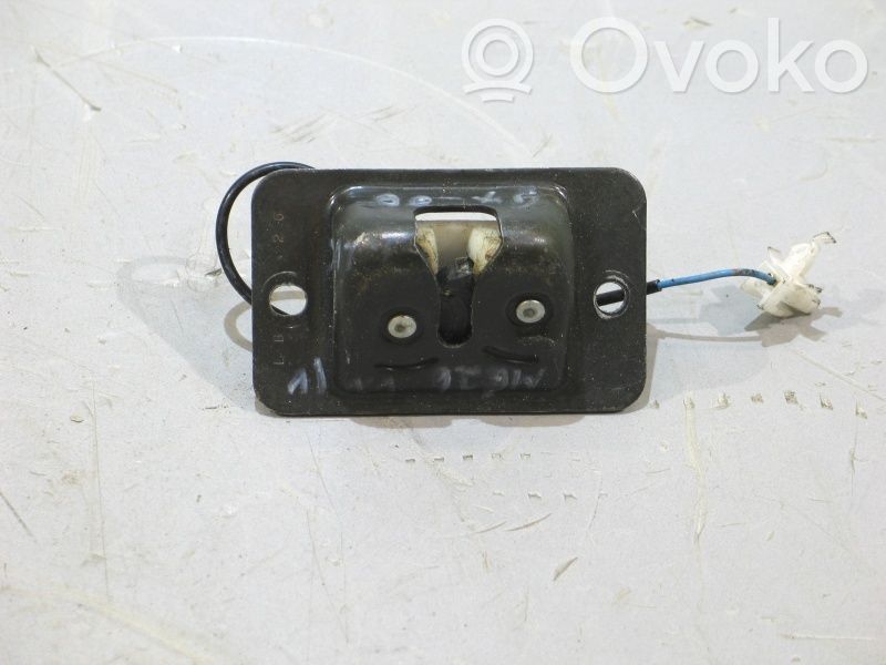 Mazda 626 Tailgate lock latch 