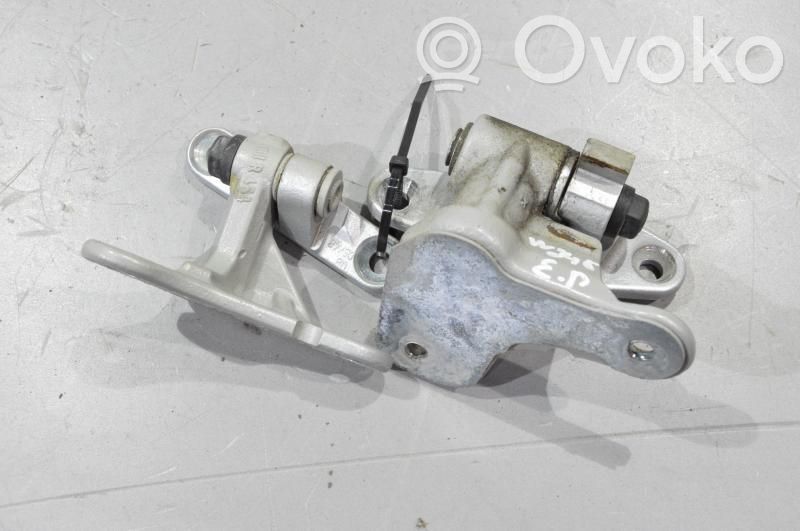Mercedes-Benz B W245 Set di cerniere portiera anteriore 