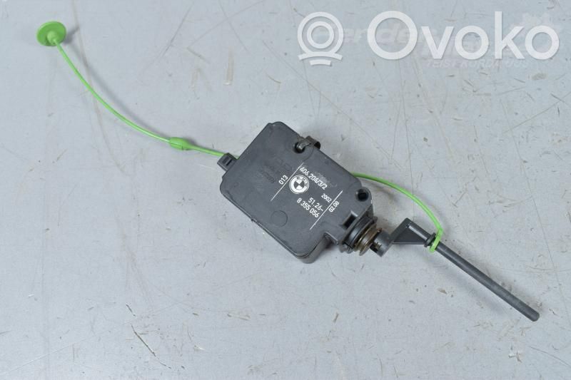 BMW X5 E53 Fuel tank cap lock motor 