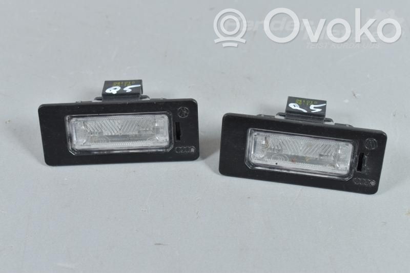 Audi Q5 SQ5 8R Éclairage de plaque d'immatriculation 