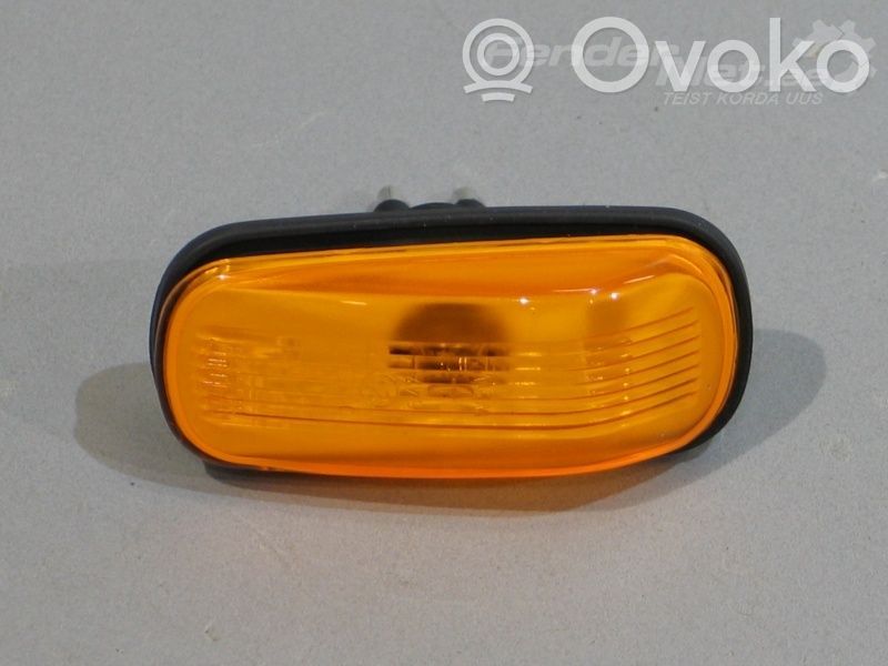 Saab 9-5 Front fender indicator light 