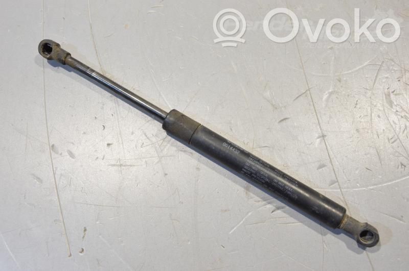 Volvo C70 Tailgate strut 
