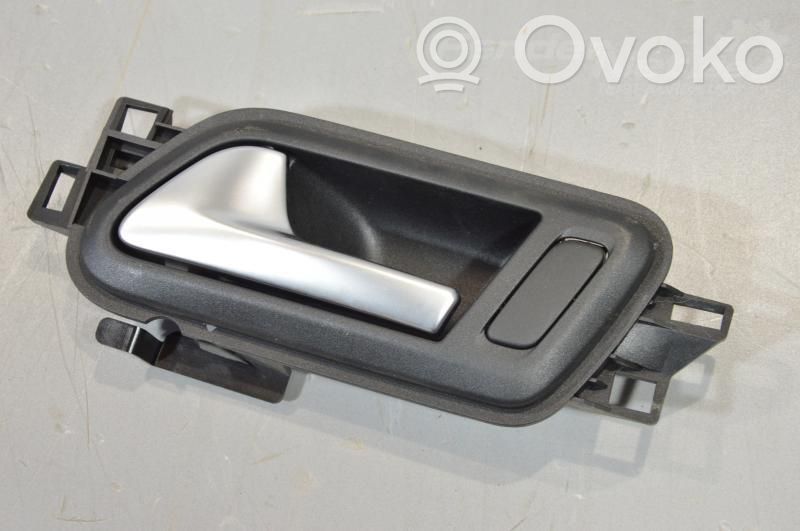 Volkswagen Amarok Klamka wewnętrzna drzwi przednich 
