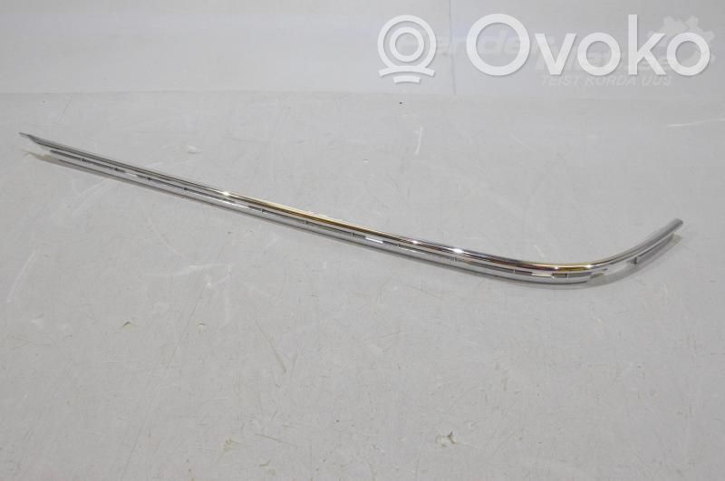 BMW 5 E39 Enjoliveur de pare-chocs arrière 