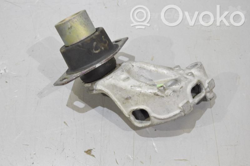 Citroen C5 Engine mounting bracket 