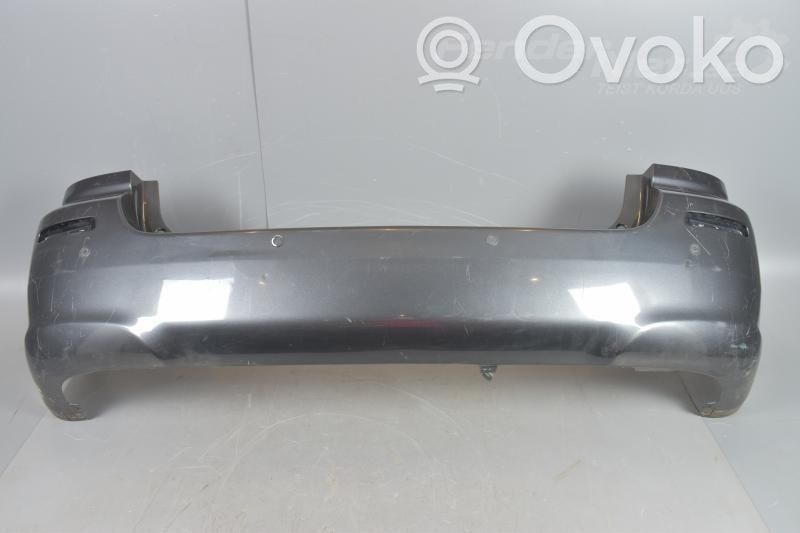 Toyota Corolla Verso AR10 Parachoques 