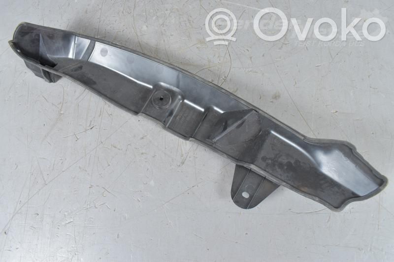 Priekinis posparnis   8P0821112B