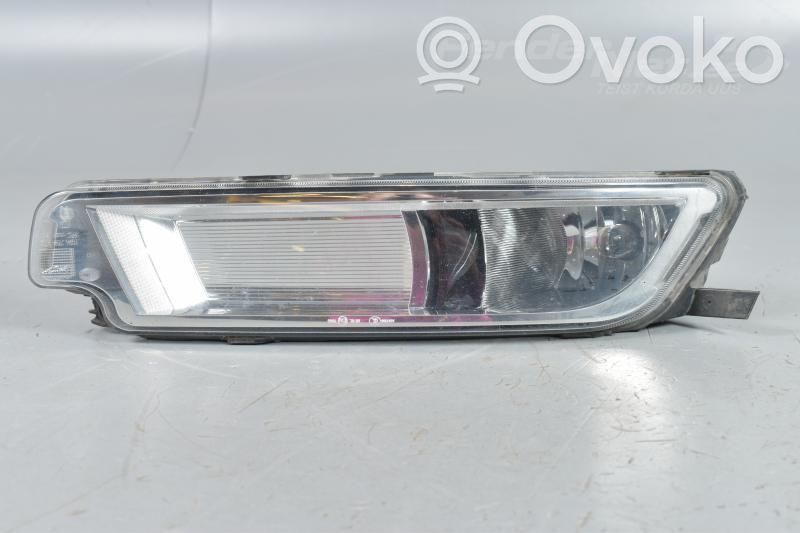 Volkswagen PASSAT B8 Lampa LED do jazdy dziennej 