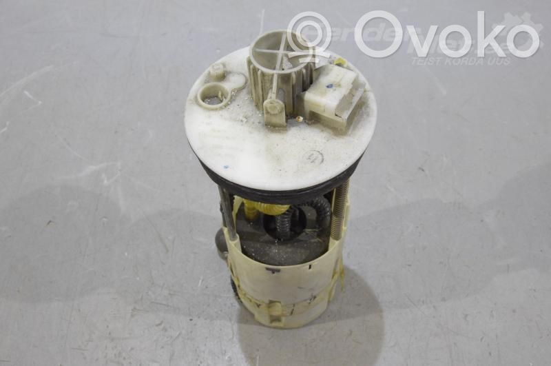 Alfa Romeo 156 Bomba interna de combustible 