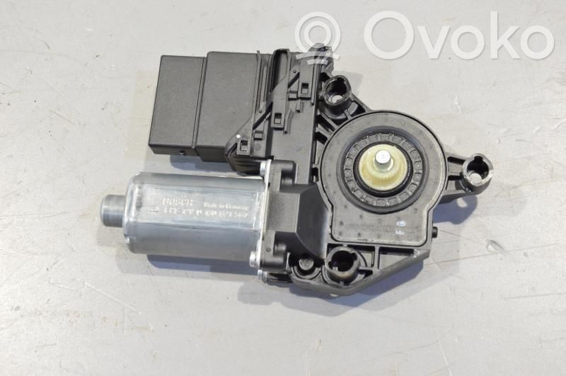 Volkswagen Touran II Silniczek podnoszenia szyby drzwi tylnych 