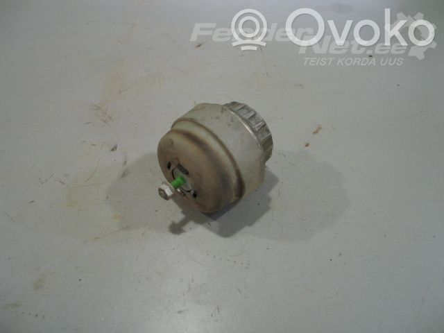 Audi A6 S6 C6 4F Engine mounting bracket 