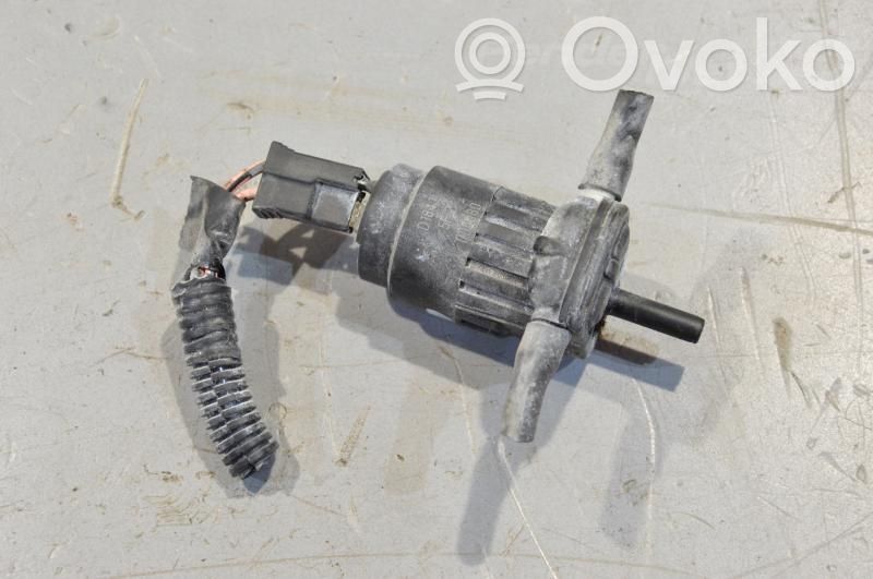 Fiat Punto (188) Windscreen/windshield washer pump 