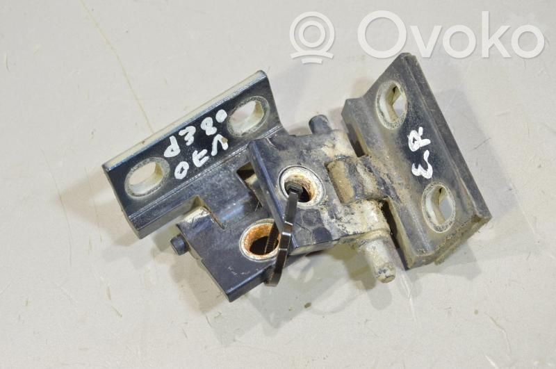 Volvo V70 Front door hinge set 