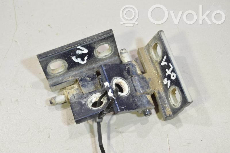 Volvo V70 Front door hinge set 