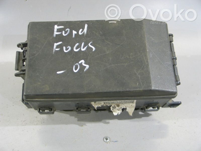 Ford Focus Ящик предохранителей (комплект) 