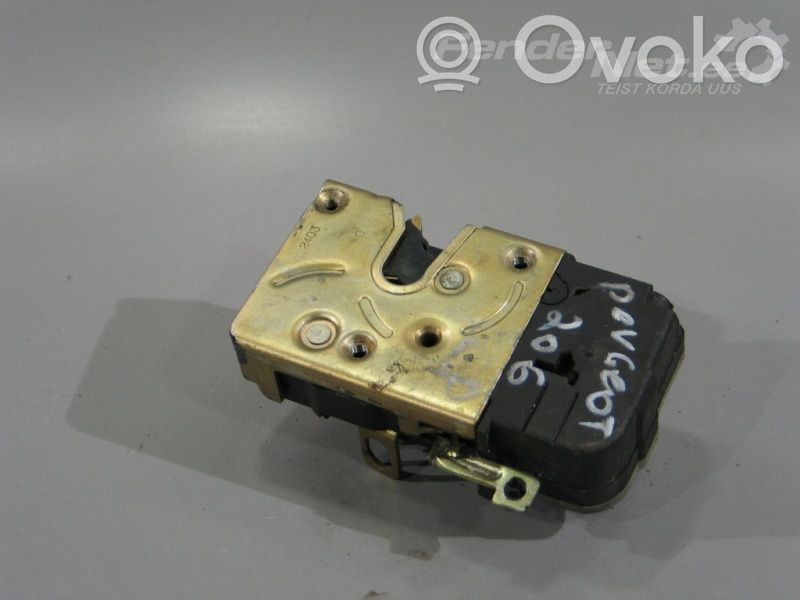 Peugeot 206 Front door lock 