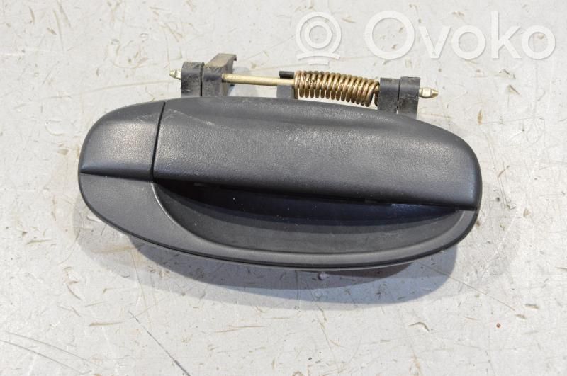 Chevrolet Aveo Manecilla/asa externa de la puerta trasera 