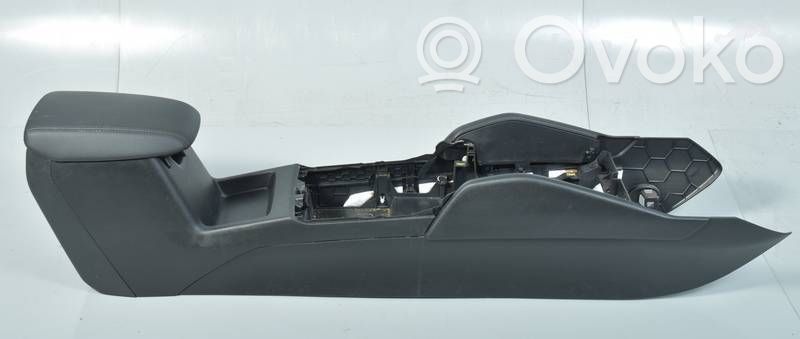 Ford Focus Center console 