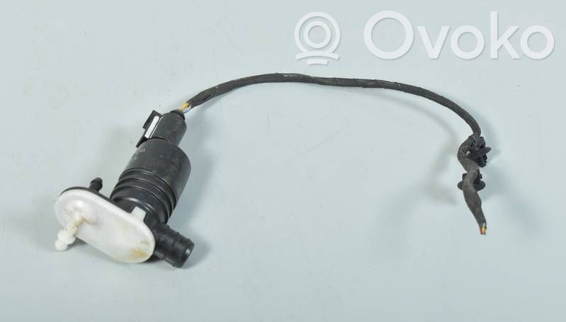 Ford Focus Windscreen/windshield washer pump 