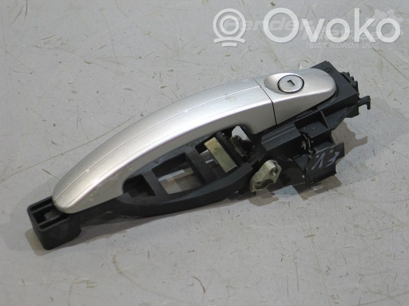 Ford Focus Manecilla/asa externa de la puerta delantera 