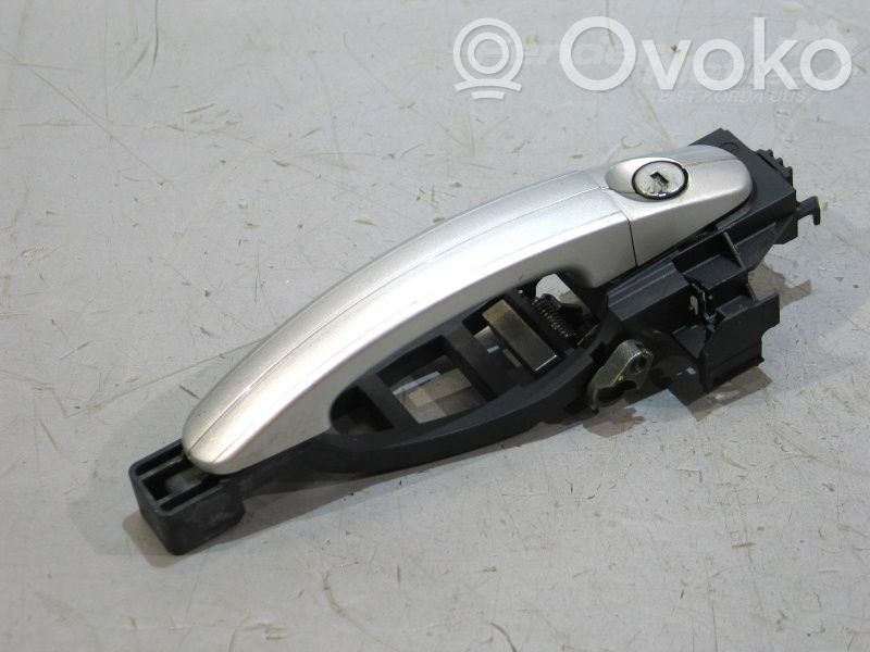 Ford Focus Manecilla/asa externa de la puerta delantera 