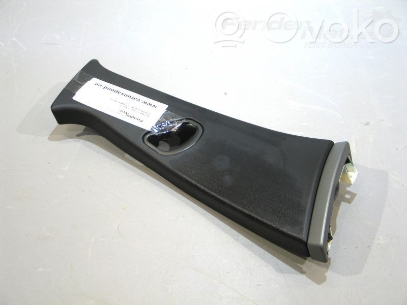 BMW 7 E65 E66 Pilar (B) (superior) 