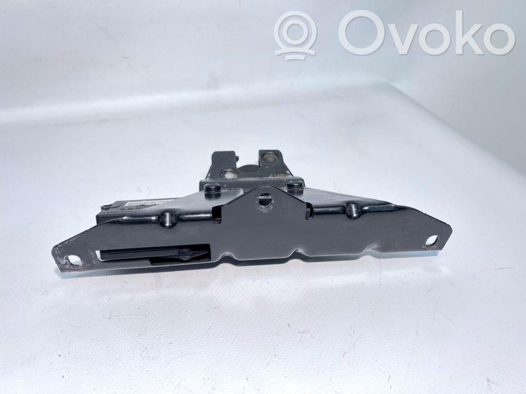 Tailgate/trunk/boot lock/catch/latch   7014870,04871020,7071594