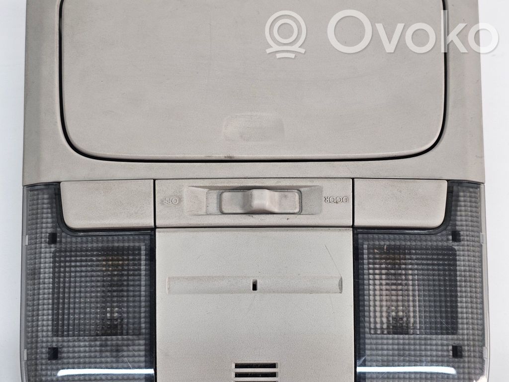 Subaru Outback Etuistuimen valo 