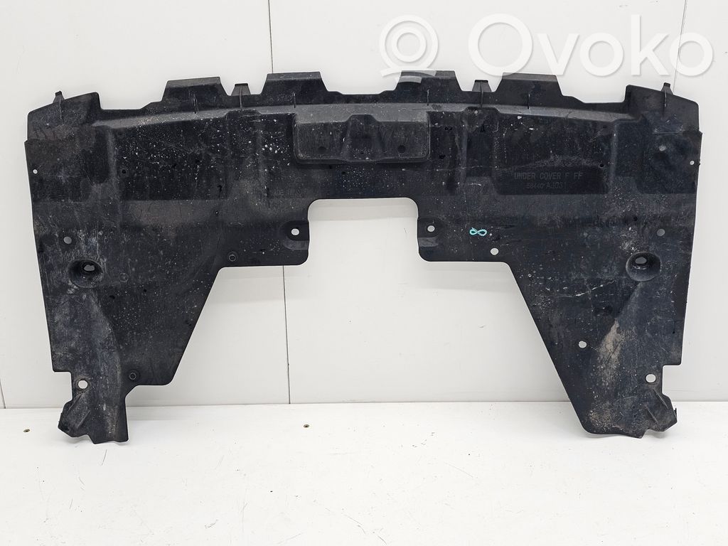 Subaru Legacy Engine splash shield/under tray 
