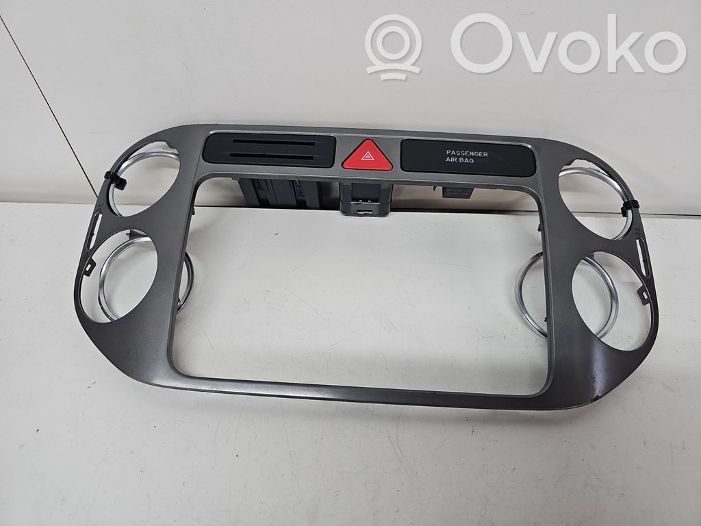 Volkswagen Tiguan Moldura embellecedora 