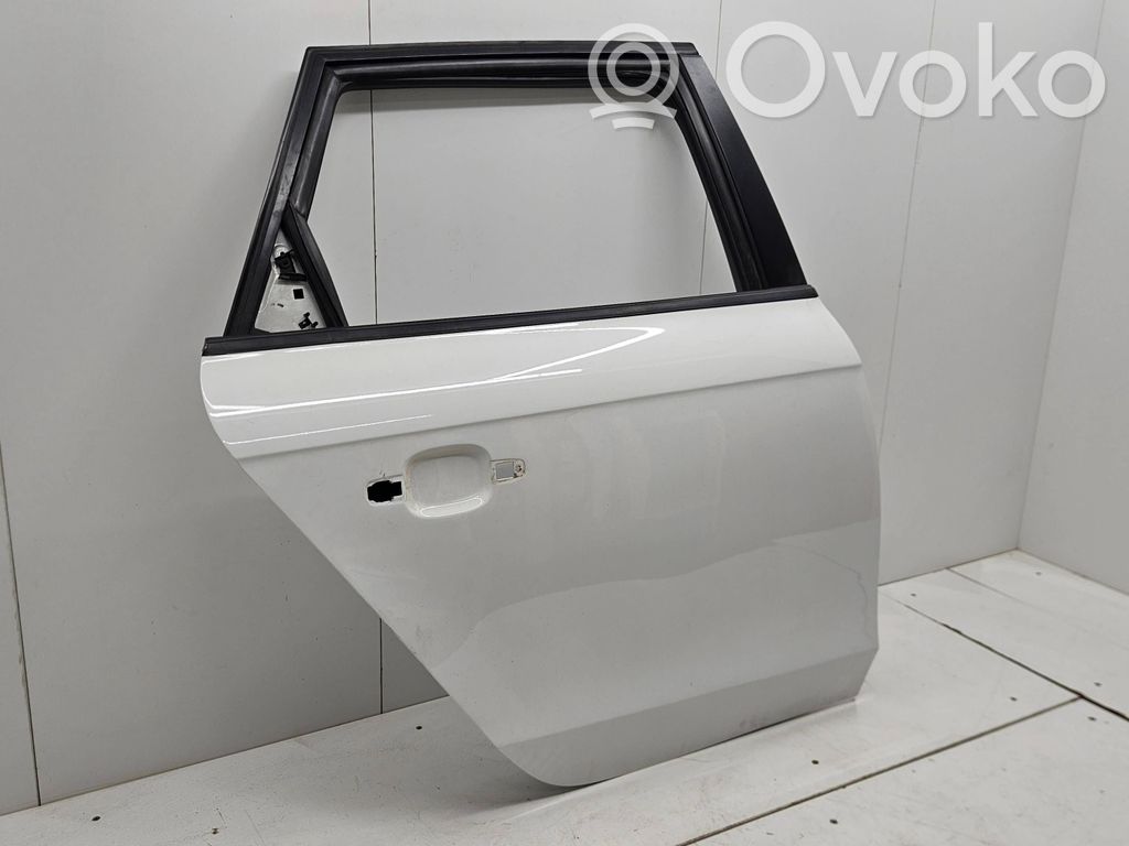 Puerta trasera   8K9833052D