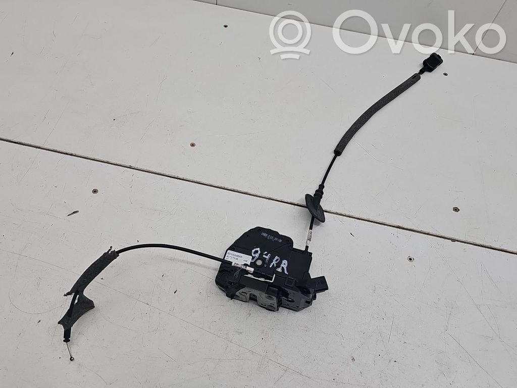 Renault Captur Aizmugurē slēdzene 