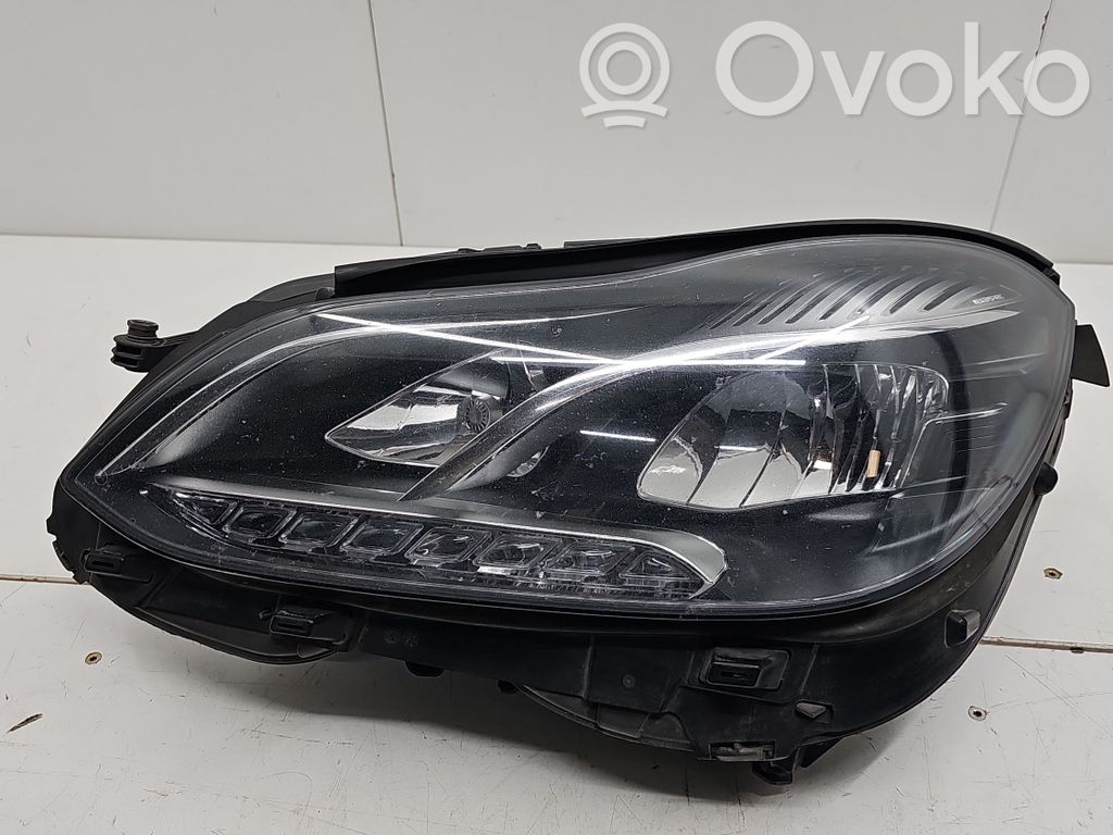 Mercedes-Benz E W212 Lampa przednia 