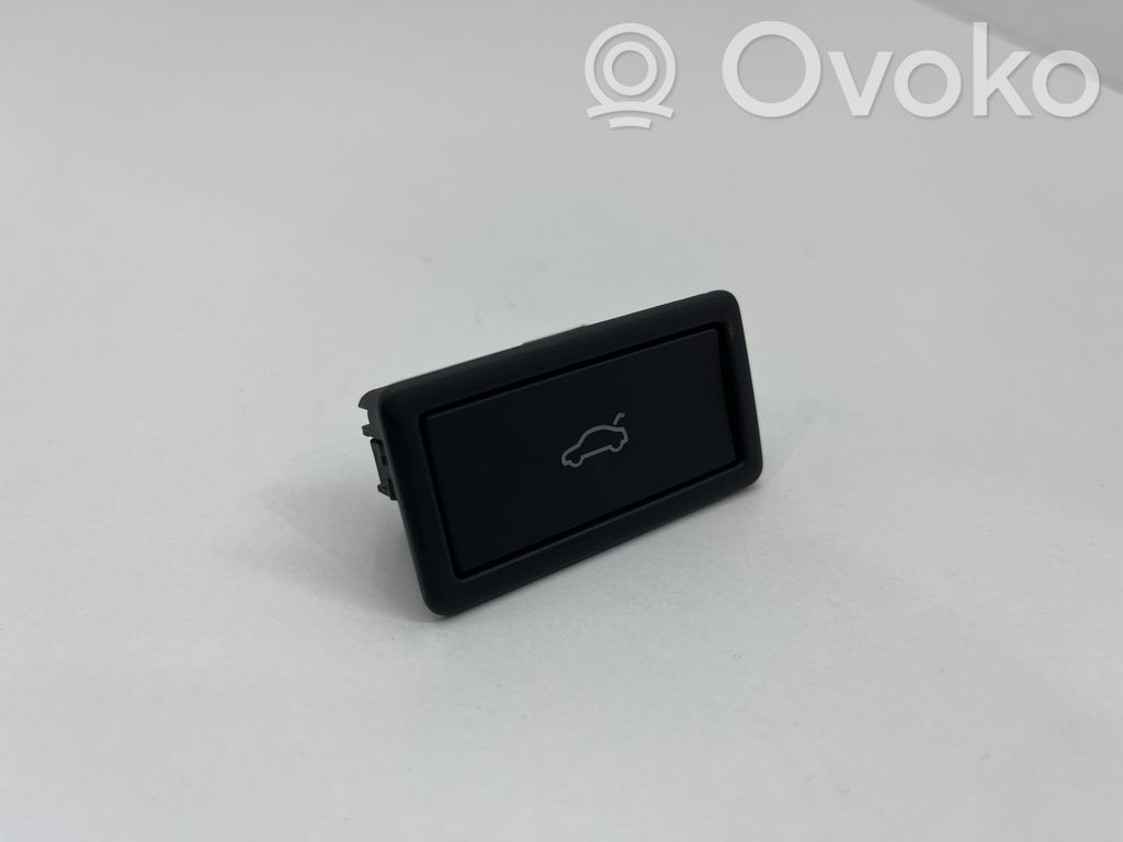 Cupra Formentor Tailgate/boot open switch button 