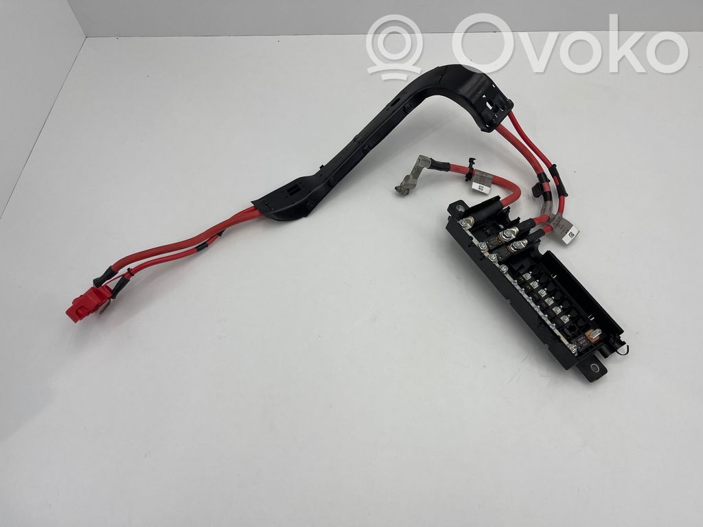 Jaguar XE Cableado positivo 