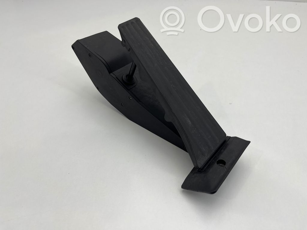 Accelerator throttle pedal   6762326,25916010,190303