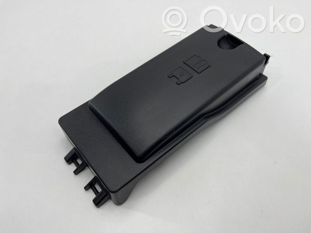 Jaguar XE Tapa de caja de fusibles 
