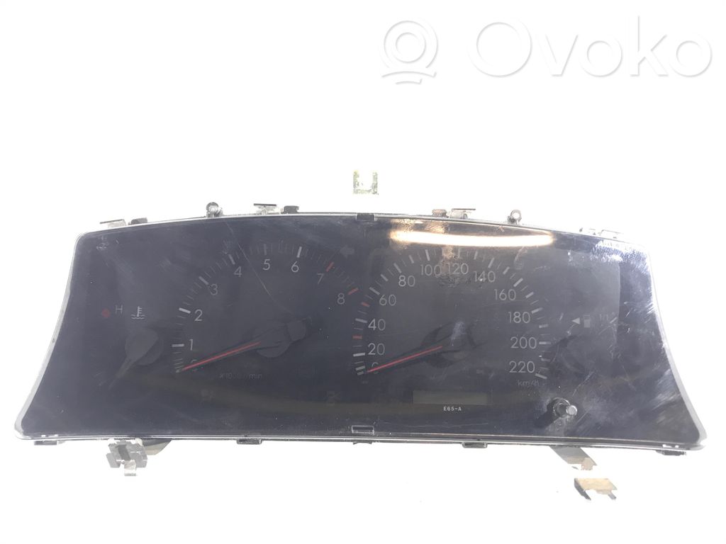 Toyota Corolla Verso E121 Licznik / Prędkościomierz 