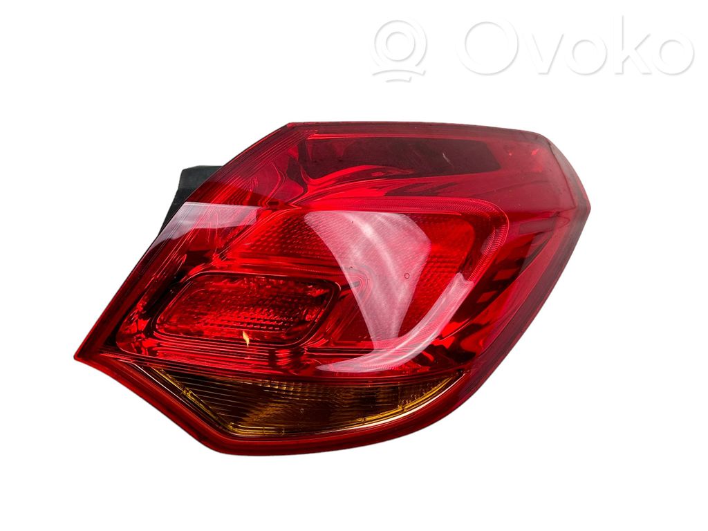 Rear/tail lights